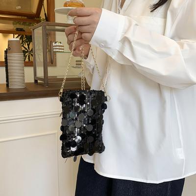 Sequined Crossbody Phone Bag Sparkly Mini Sling Bag with Chain Shoulder Strap Crossbody Purse Small Phone Pouch for Women Girls Party Date Daily Use