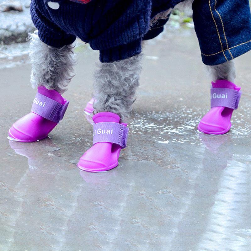 4Pcs Four Legs Waterproof Silicone Anti Slip Pet Shoes Wear-resistant Rain Shoes Soft Sole Jelly Color