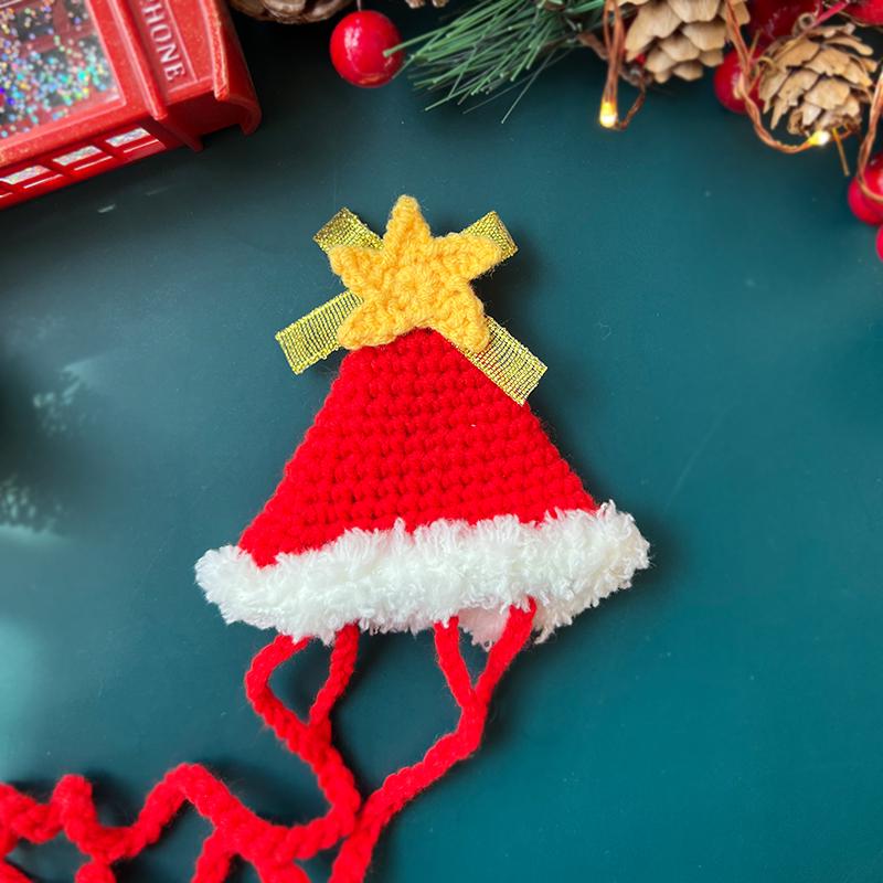 Hand-Knitted Wool Christmas Pet Snood Collar for Cats and Small Dogs