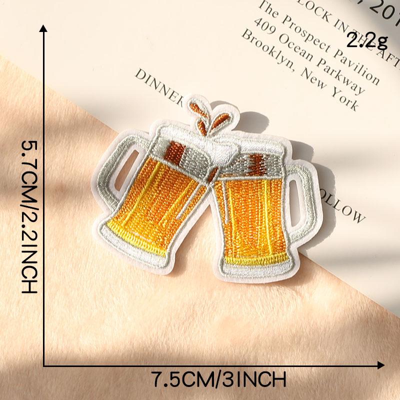 Écusson brodé fraise Duoku - Badge pour accessoires vestimentaires