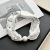 Pearl magnetic buckle small silk scarf women's lazy neck protection spring new versatile high-sense magnetic buckle necklace scarf