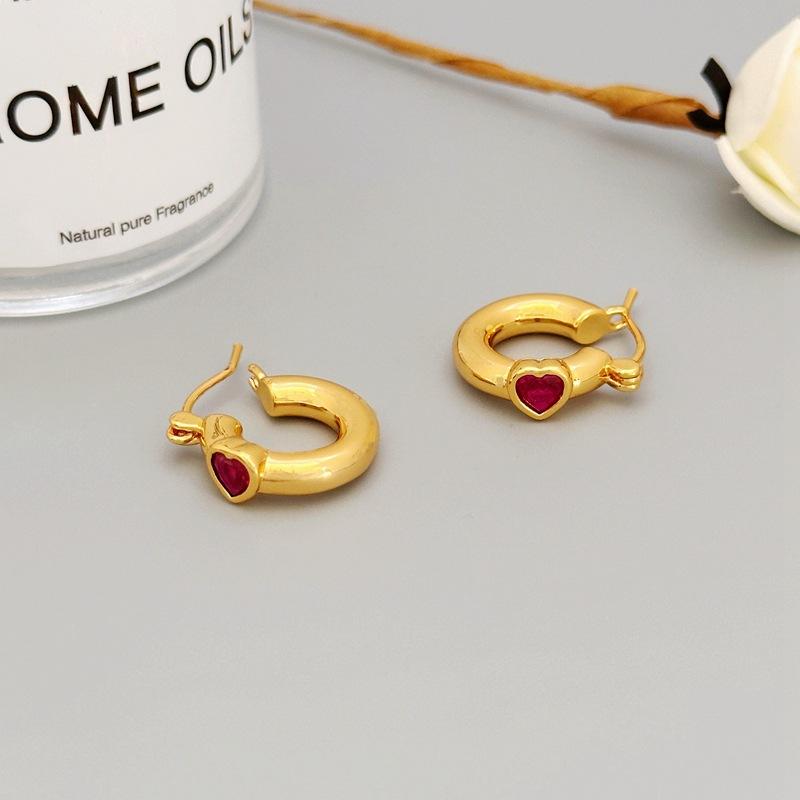 Manufacturer Supply Niche Design Classic Circle Love Ear Buckle Fashion Temperament Simple Earrings Earrings Spot золотой