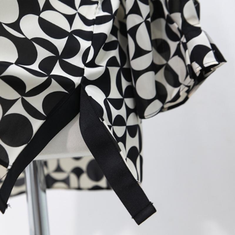 Shiz Madam Check Ribbon Taping Art Blouse For Mothers T57534