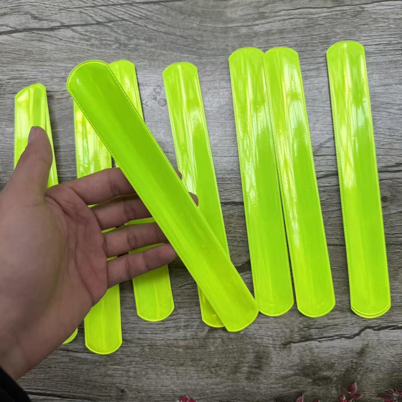 XL Reflective Luminous Slap Bracelet with Custom Logo for Sports & Cycling Accessories