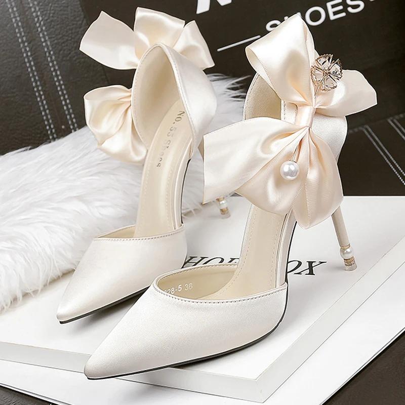 Fashion 2025 New Bow-knot Women Pumps Designer Shoes High Heels Sandals Women Satin Stiletto Heels Sexy Pearl Wedding Shoes Plus Size 43