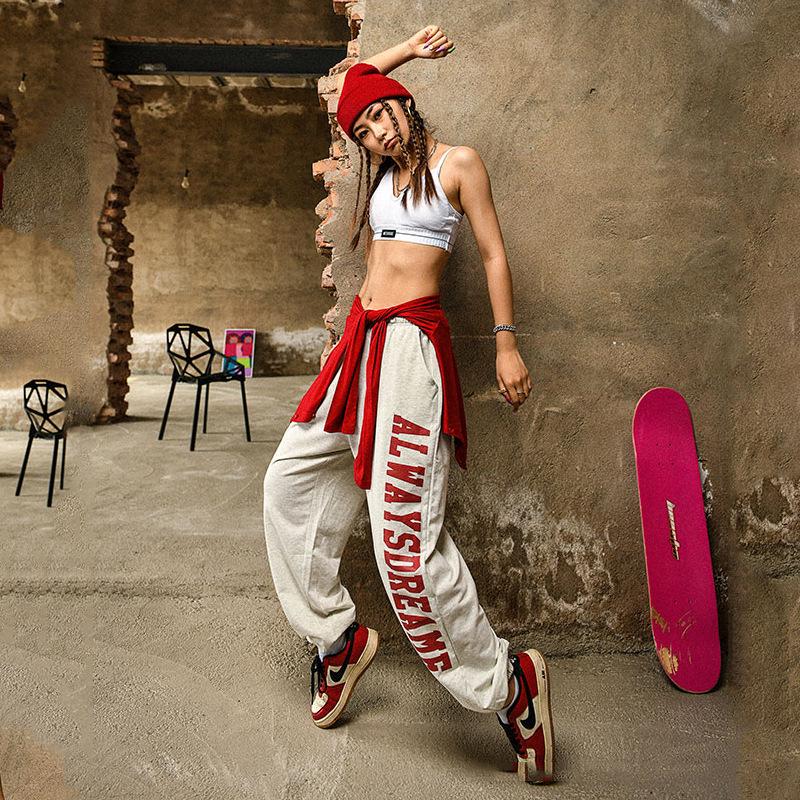 

Unisex High-Waisted Slimming Jazz Sweatpants - European & American Style, Loose Fit, Straight-Leg, Perfect for Dance & Casual Wear Medium