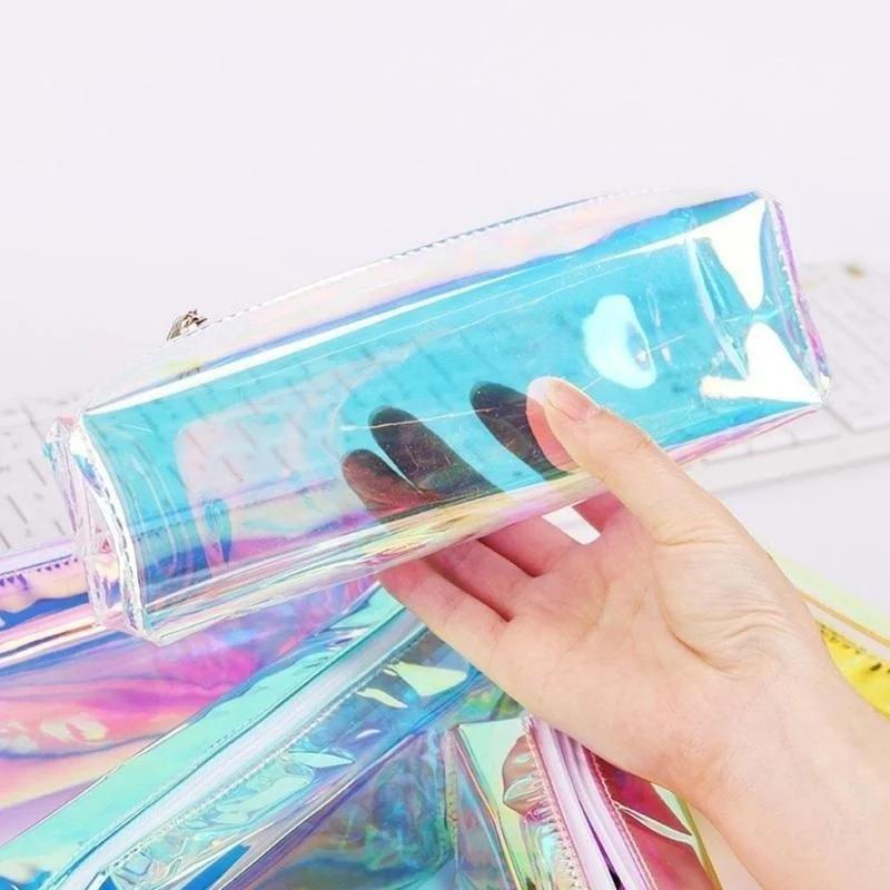 Kawaii Laser Transparent Reflekterande Pennfodral Väska Stor Kapacitet Skolmaterial Skrivmaterial Förvaring av Pennor Slumpmässig