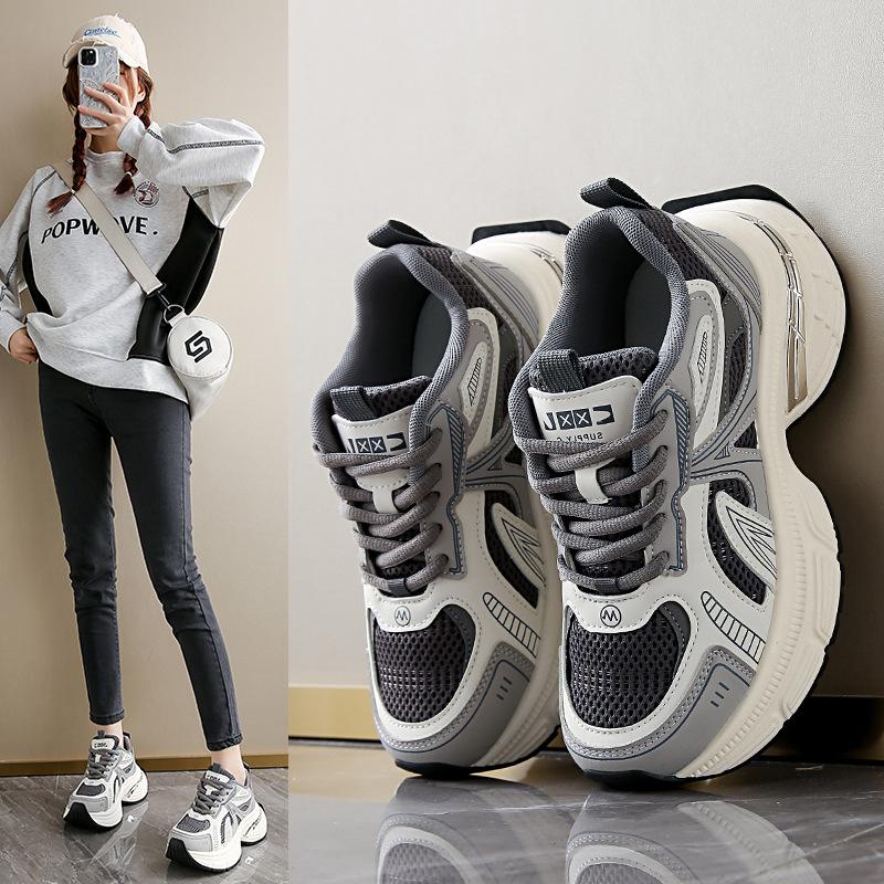 

Thick-soled small man increases height and matches women s new soft-soled not tired feet sports and leisure shoes breathable running shoes 40 бежевый