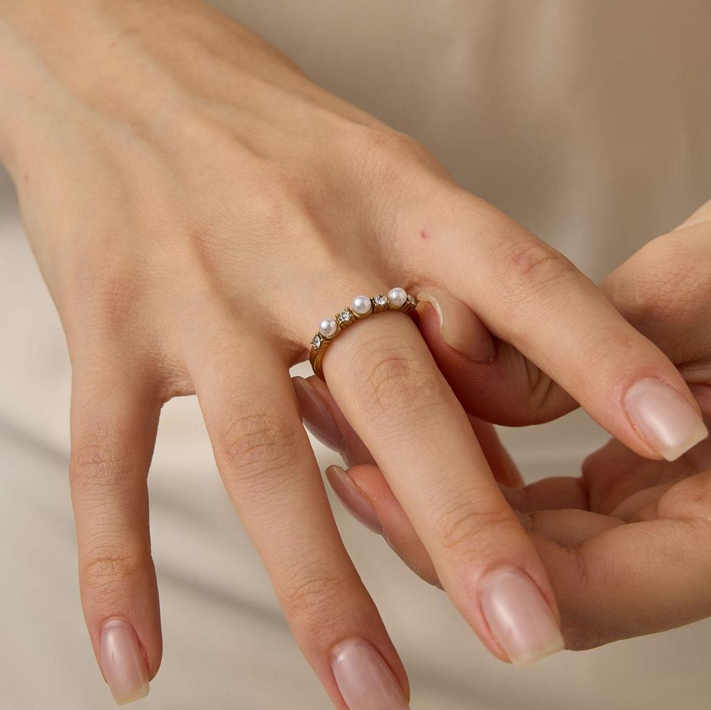 Luxus Zirkon Perlen Edelstahl Ring - High-End Titan Modeschmuck für Damen