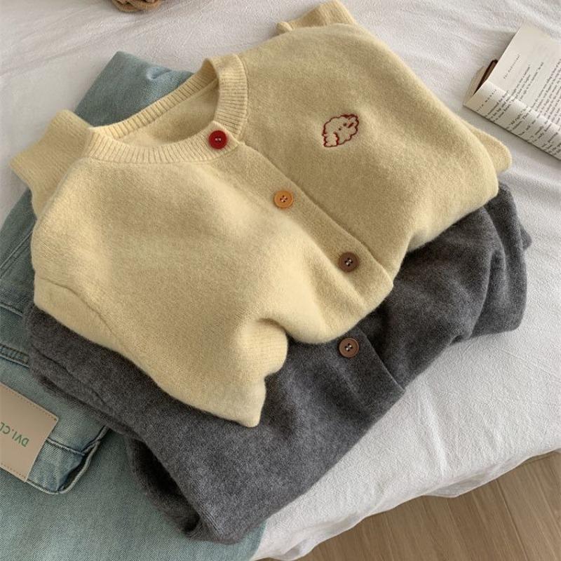 Gentle Vintage Dog Embroidered Cardigan Women 2025 Fall Winter Round Neck Knit Sweater Coat Petite Soft Yarn