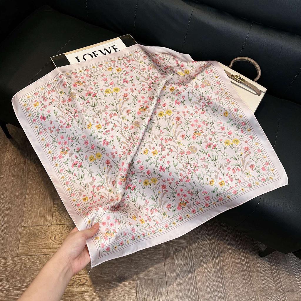 New silk satin 71 * 71 square scarf versatile foreign style simulation silk scarf middle-aged and elderly decorative scarf neck protection silk scarf