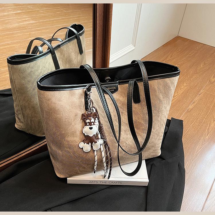 Casual Commuting Retro Large-capacity Tote Bag Women's 2026 New Spring and Summer Versatile Popular PU Texture Shoulder Bag