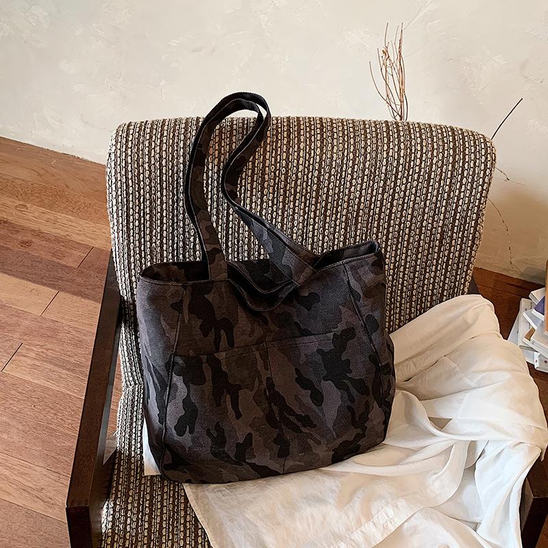 Nuova Borsa in Tela Mimetica da Donna Grande Capacità Moda Versatile da Pendolare Borsa Tote alla Moda Borsa a Spalla Portatile da Donna
