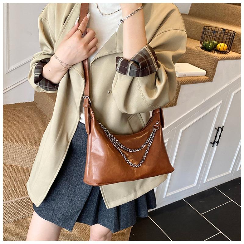 Women's summer new shoulder bag large capacity dumpling bag commuter fashion messenger bag dumpling bag