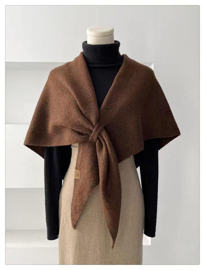 Wool Blend Cross-Knit Triangle Shawl: Women's Versatile Fashion Outerwear