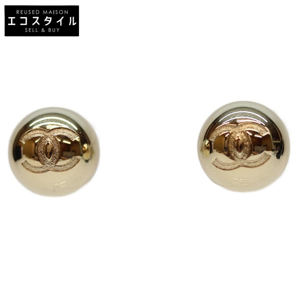 CHANEL B21S CC Logos Gold Ball Earrings earring goldUsed