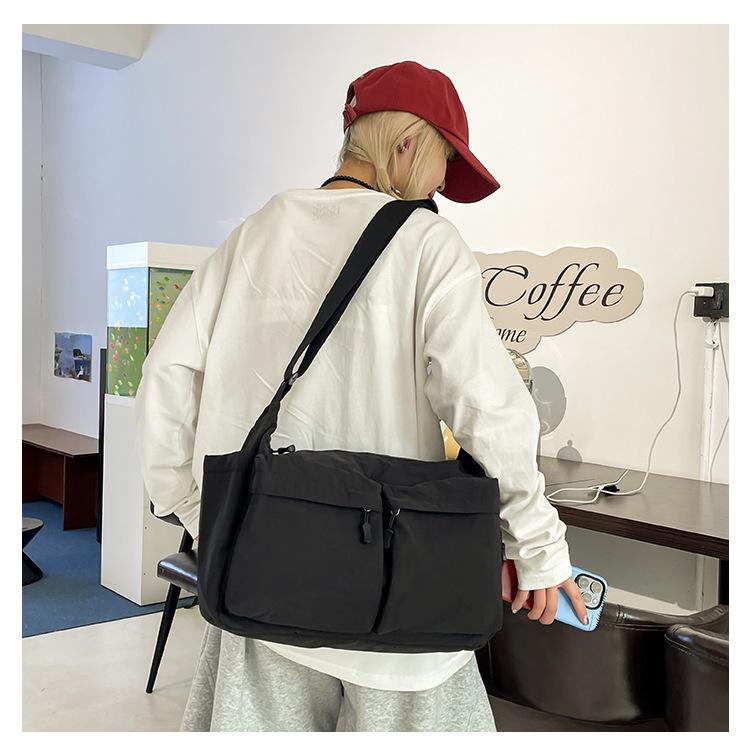 Unisex Large Capacity Tote Bag, Water Resistant Casual All-Match Crossbody Shoulder Bag