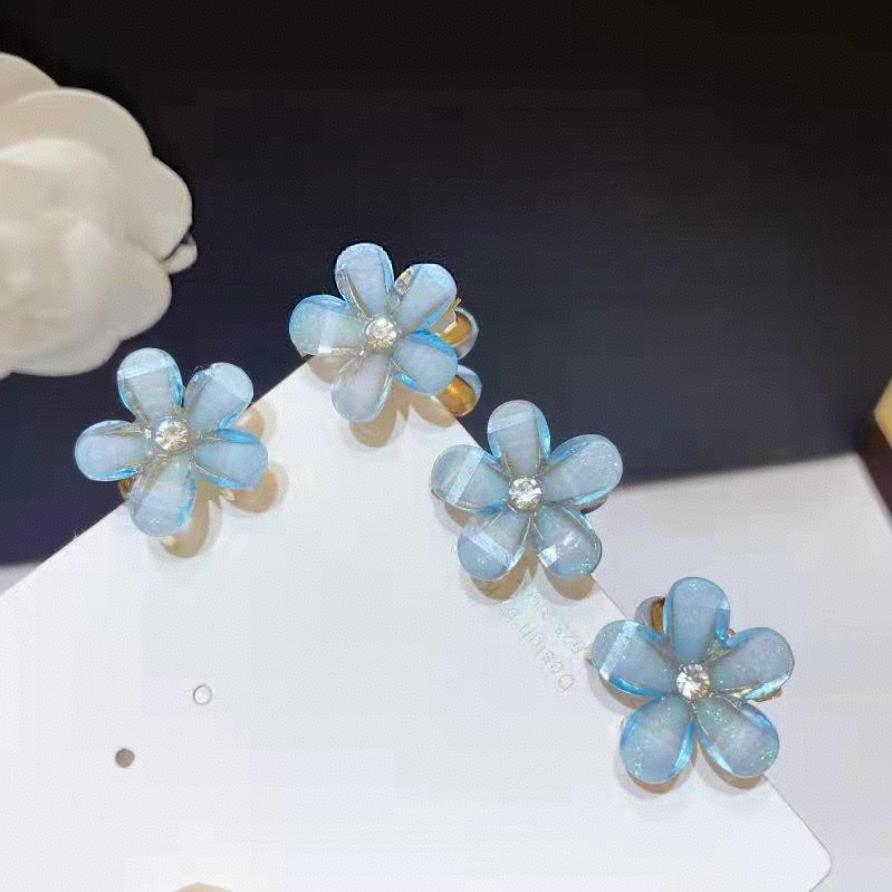 

4 шт. Милые мини-заколки-крабики в виде цветков для волос для женщин и девочек, красочные цветочные заколки для волос, милые маленькие головные уборы, заколки-бабочки, аксессуары