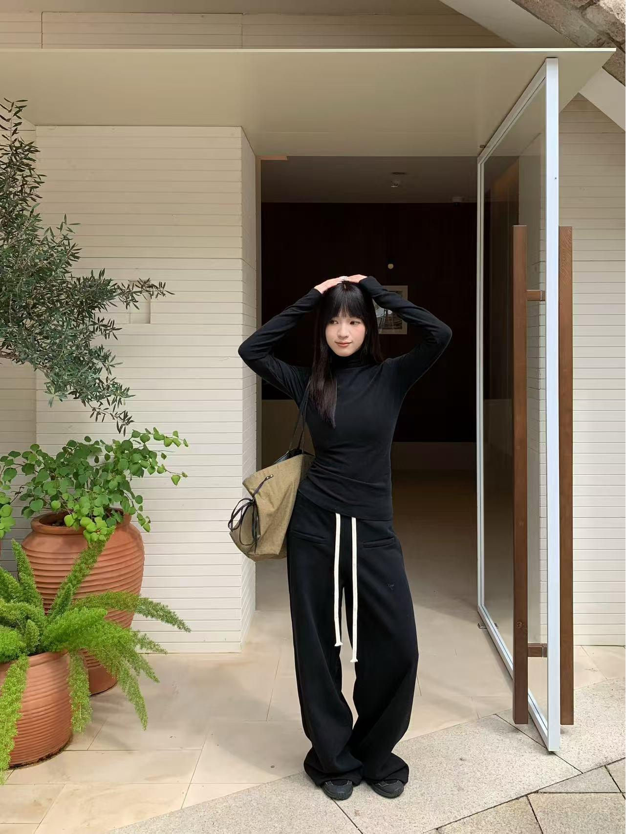 

Yuyi 2025 Autumn/Winter Versatile Women s High Neck Long Sleeve Slimming Bodycon Top One Size чорний