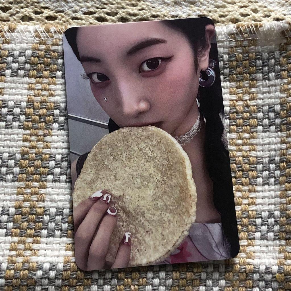 [USED] TWICE Dahyun THIS IS FOR Bonus Pre-Recorded Limited Trading Card