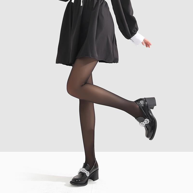 

Увлажняющие шелковые носки-маски для ног Fenna с защитой от защемления - защита от солнца и уход за кожей. Чулки Rose. One Size (Recommended Weight 40-65kg)