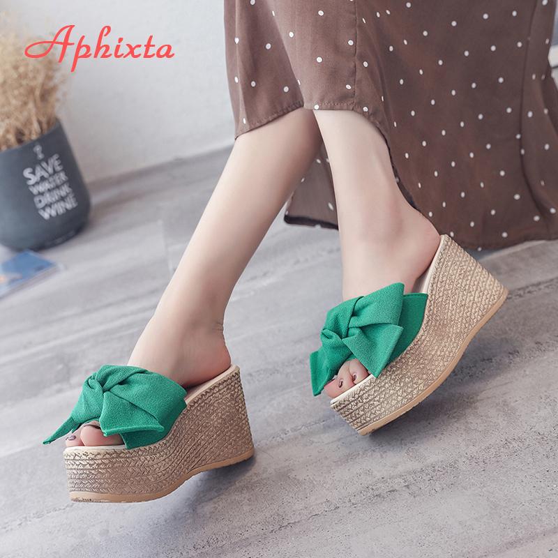 Fashion Aphixta Summer 9cm Wedge Heels Slippers Women Big Pearl Bead Flowers Cow Suede Bow Mulers 4cm Platform Sandals Clog Shoes Slides