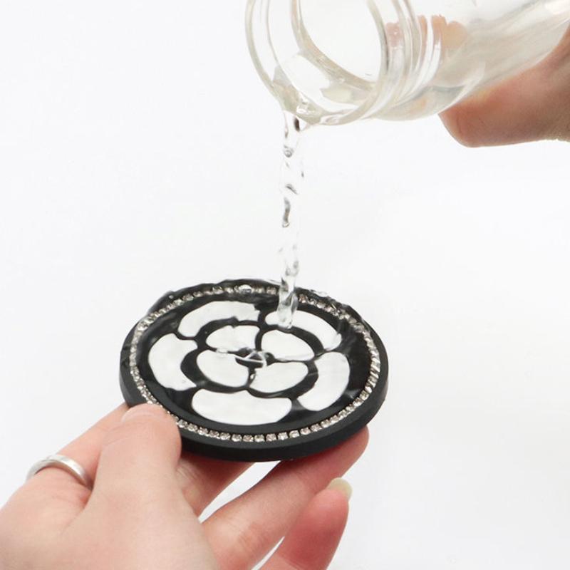 Bling Sottobicchieri Auto Con Strass Di Cristallo, 2 Pezzi, Antiscivolo In PVC, Accessori Interni Universali Per Donna, 7 Cm - 2