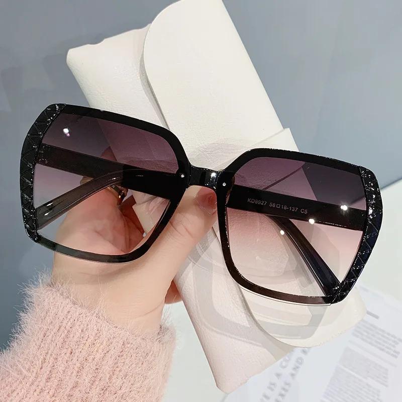 New Fashion Oversized Sunglasses Woman Brand Designer Vintage Square Sun Glasses Big Frame Gradient Shades Oculos De Sol