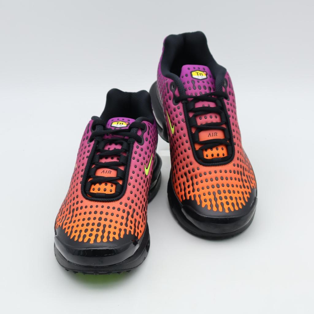 HQ2197-800 Nike Air Max Plus 7 Total Orange Volt (Men's)