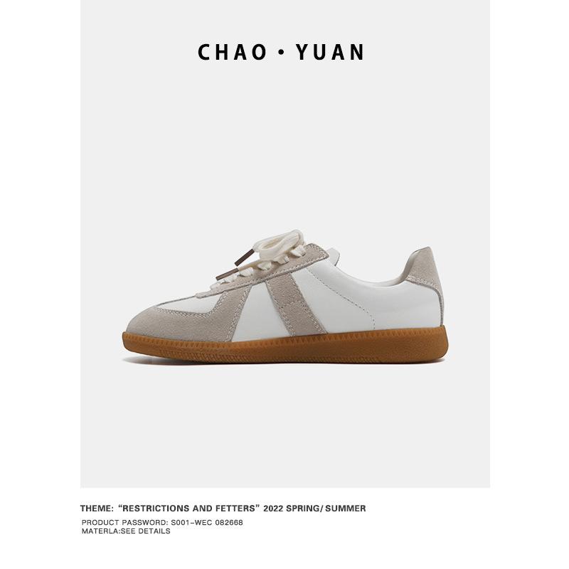 

Chaoyuan German training shoes women s 2025 new soft-soled flat-soled white shoes women s fashion sports and leisure women s shoes are breathable an 40 белый