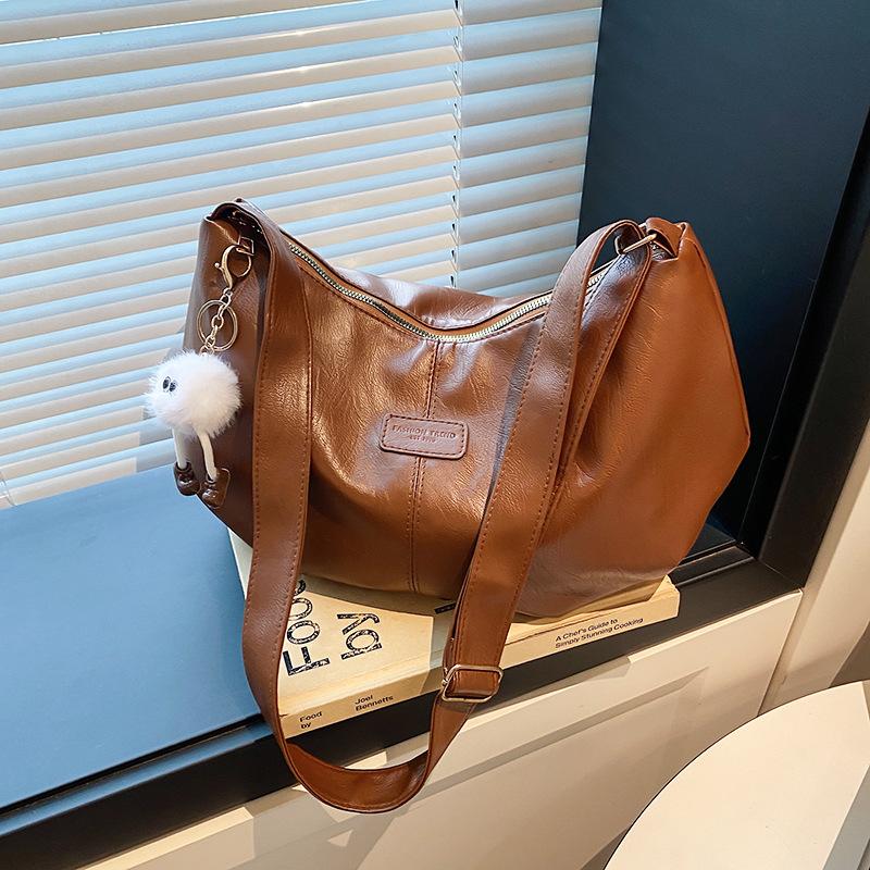 Premium Autumn and Winter Casual Style Versatile Texture Commuter Big Bag Women's Foreign Style Tote Bag Retro Shoulder Bag