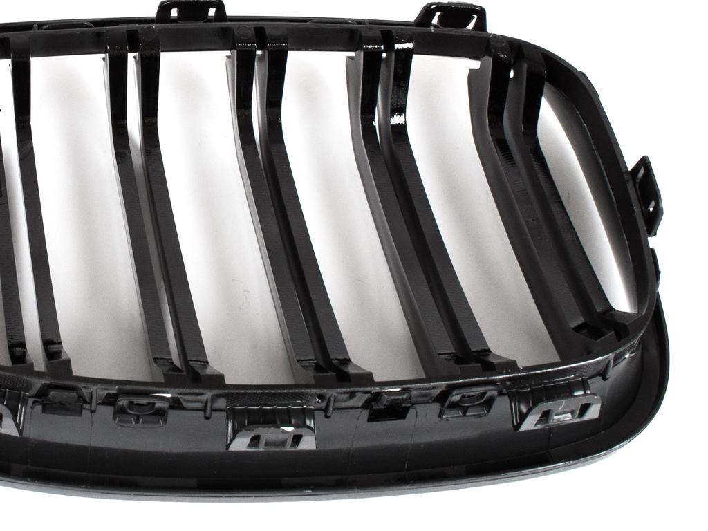 BMW 1 F20 / F21 11-14 3/5D Hatchback Grille Set Between Headlights (Kidneys), Left & Right, Black Glossy Double Bar