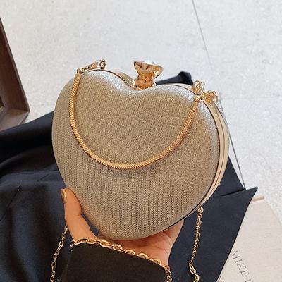 Design de niche Mini petit sac Sac messager à chaîne tendance pour femmes Tempérament portable Sac d'amour