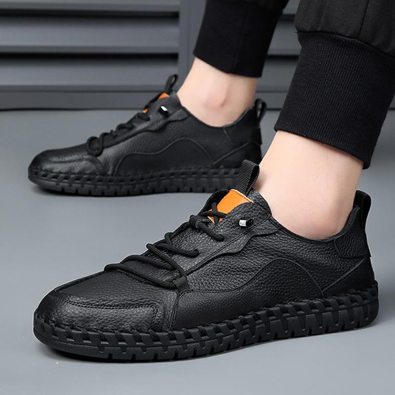 Mode Mode Echte Lederschuhe Herren Slipper Business Casual Lederschuhe Klassische Weiche Mokassins Hombre Atmungsaktive Herrenschuhe Flach