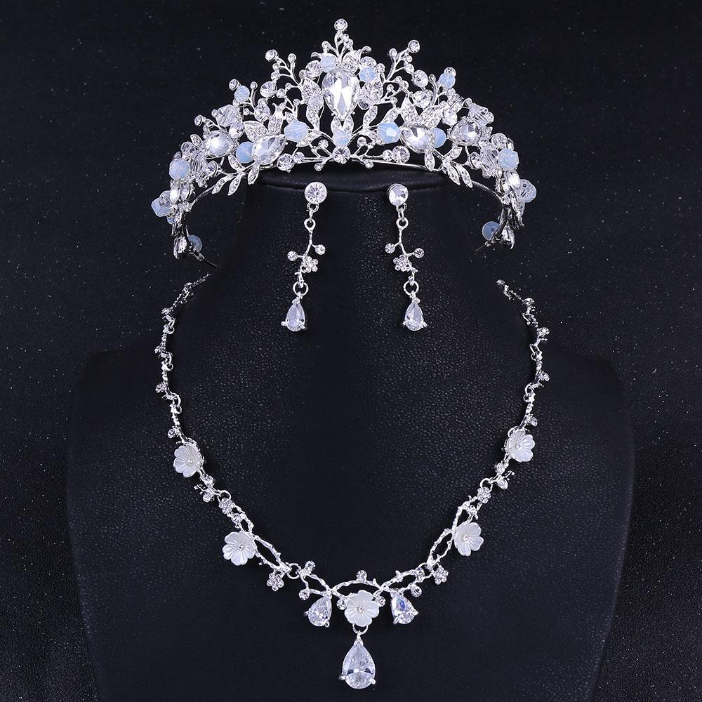 Korean new wedding set Baroque handmade crown flower inlaid with zircon bridal necklace and earrings three-piece set