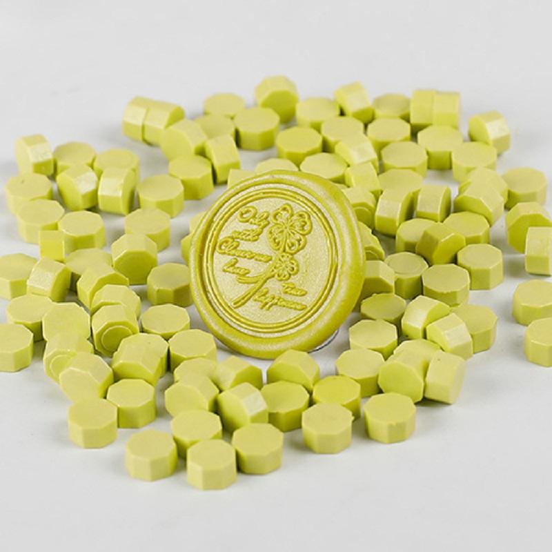 200 Pcs Wax Print Beads Wax Seal for Stamps Wax Lacquer for Seals Retro Sealing Gold Wedding Birthday Lacre for Card Making
