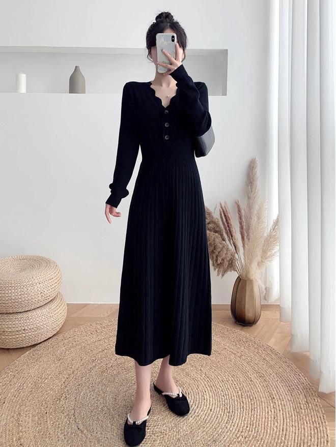 

Women s French Retro V-neck Knit Dress - 2025 Autumn/Winter Slimming Wool Mid-length Base Layer Medium чёрный
