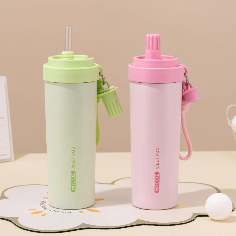 700ml Neue Isolierflasche aus Edelstahl mit großem Fassungsvermögen, tragbarer Trinkbecher mit Strohhalm für Männer und Frauen, Auto, Outdoor, Autobecher