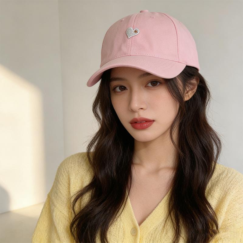 Heart-Print Women's Baseball Cap Versatile Soft-Top Design with Wide Brim To Flatter Your Face—Perfect for Couples and Sun Protection