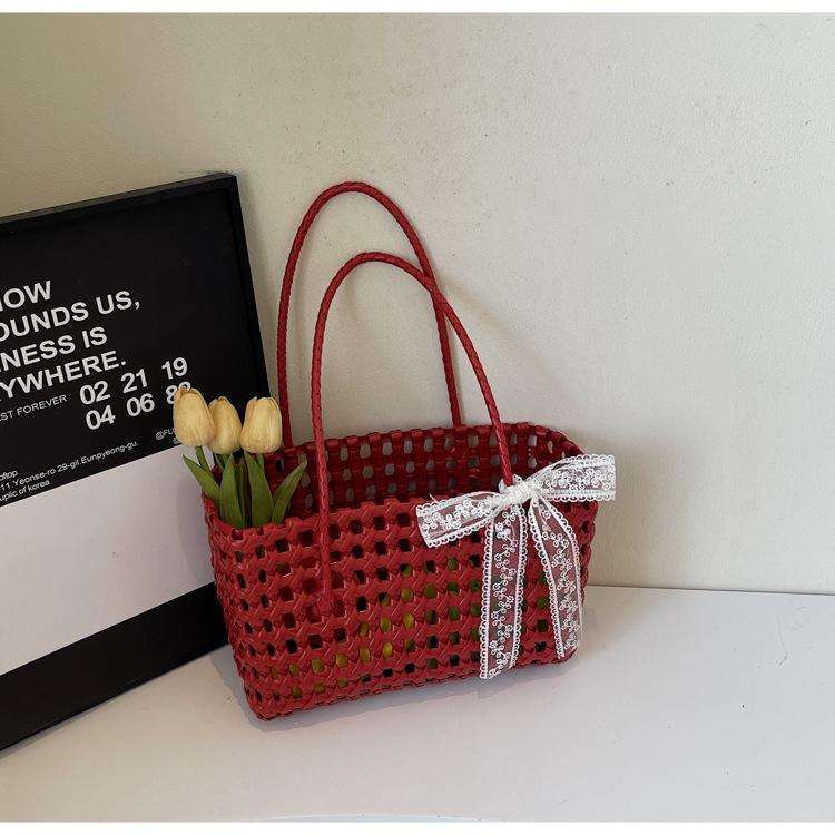 Popular Hollow Woven Bag 2025 Large Capacity Shoulder Handbag Trendy Woven Vegetable Basket Vacation Beach Bag Women
