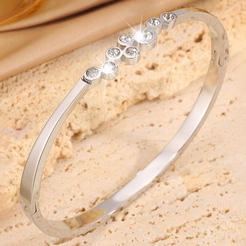 Couple Style Meteor Shower Titanium Steel Simple Design Bracelet Light Luxury Bracelet 17CM