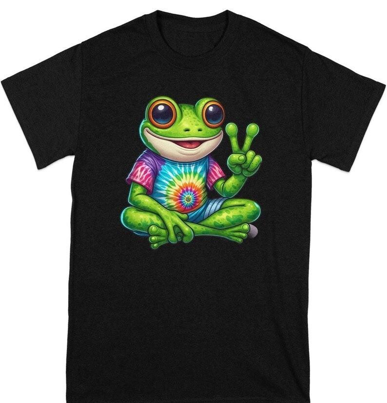 Colorful Tie Dye Peace Frog T-Shirt, Fun Cartoon Frog Graphic Tee S разноцветный