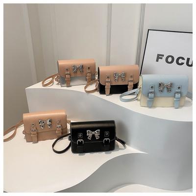 Bolsas Transversais Quadradas Pequenas da Moda Decoração de Laço Bolsa de Ombro com Aba Para Viagem de Verão Uso Diário