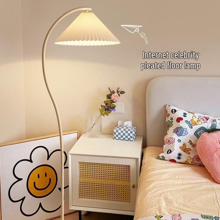 2024 Cream French Pleated Retro Floor Lamp: Stylish Living Room Accent