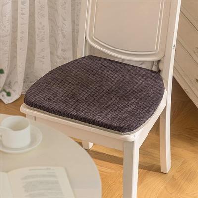 Textil do obýváku a jídelny – Potahy na židle