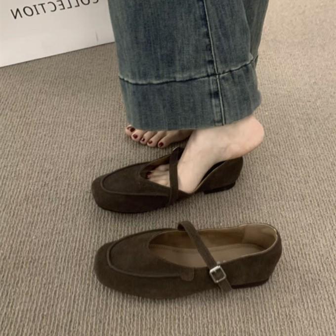 2025 Spring and Summer New French Flat-soled Retro Single Shoes Comfortable and Versatile One-word Belt Mary Jane Shoes Square Head Shoes