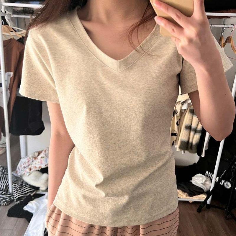 Solid color basic versatile V-neck front shoulder thin T-shirt women s summer feeling slim fit small collarbone short-sleeved top S