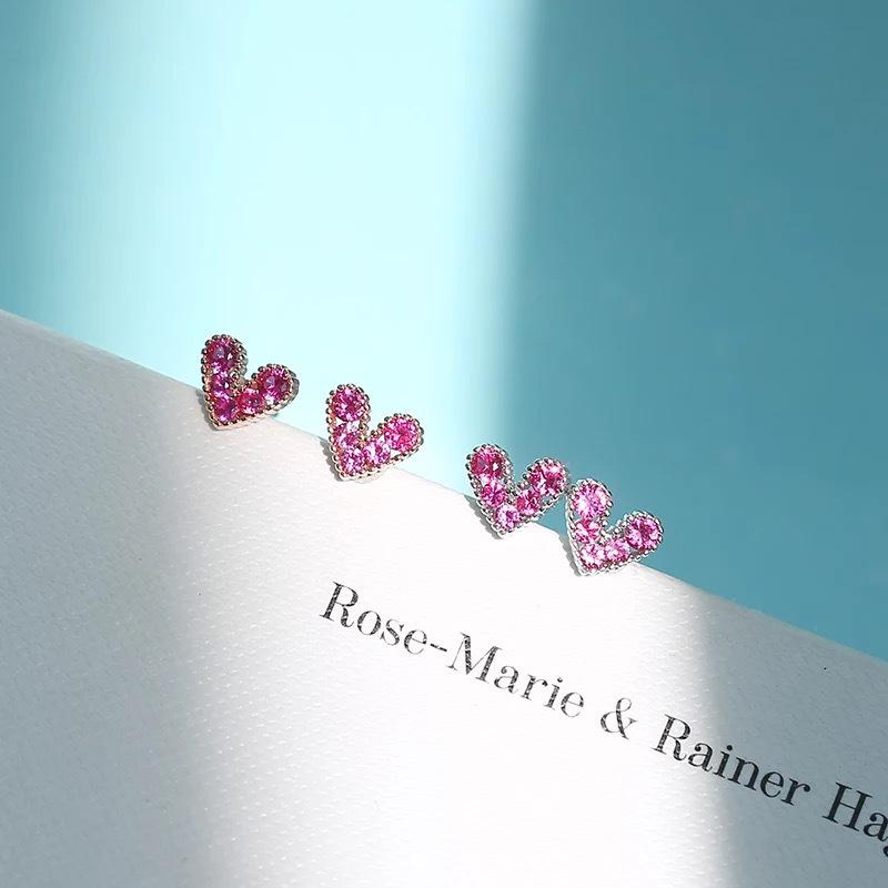 Beixi S925 Sterling Silver Heart-Shaped Rose Stud Earrings - Simple, Fashionable, Handmade Accessories 925 Silver