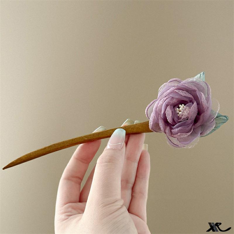 

Retro Sweet Wind Mesh Rose Women s Hair Wooden Hairpin Elegant Temperament Wind Beach Party Fashion Curling Hair Accessories