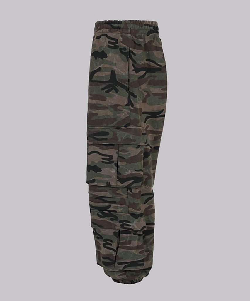 Koneobeulleseu Camo Wide Sweat Jogger Pants